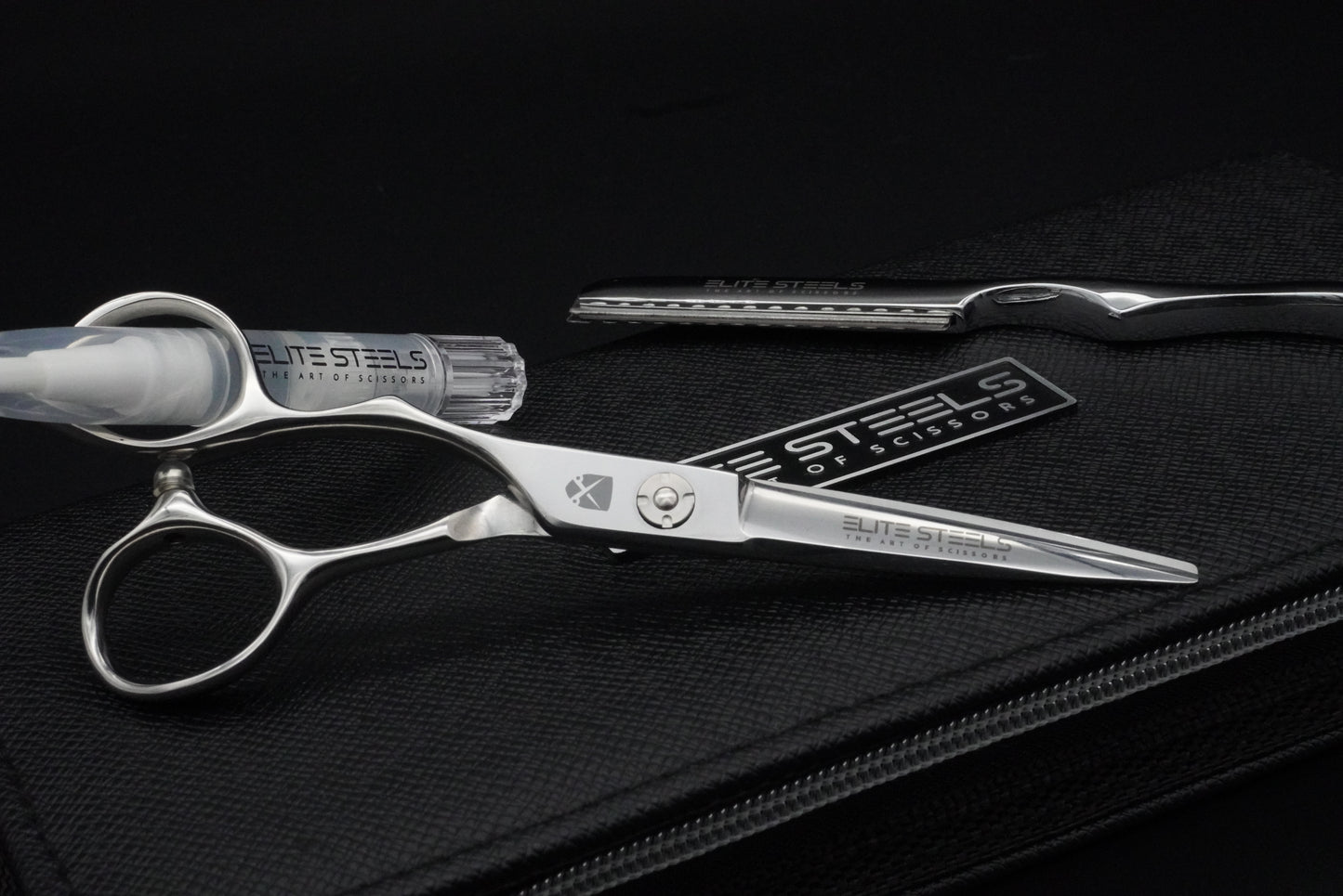5.5" classic hairdressing scissor. professional barber hair scissors
